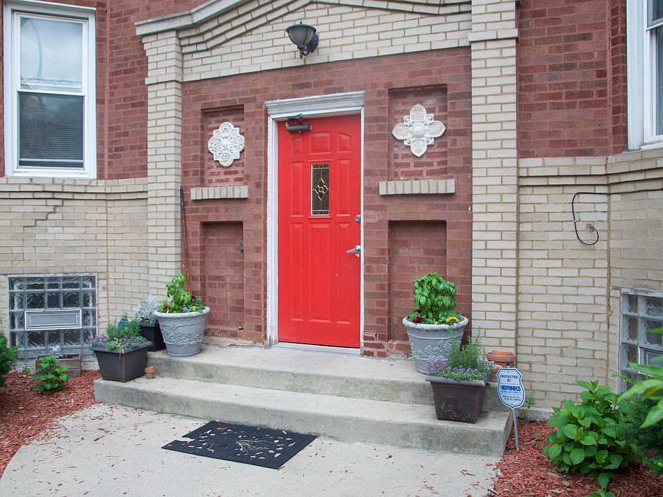 1st image of 1901 N Kedzie Ave #1N
