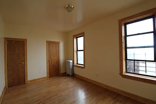 Rented by Bruma Realty LLC | media 3