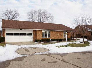 2940 Avery Cir, Springfield, OH 45503