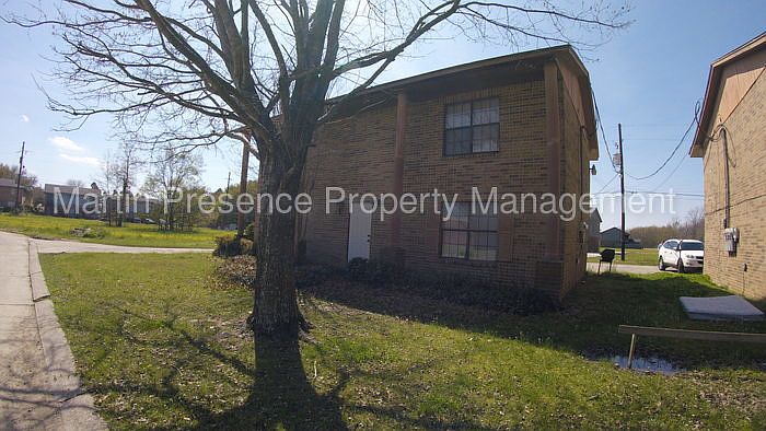 2nd image of 946 Killoden Cir