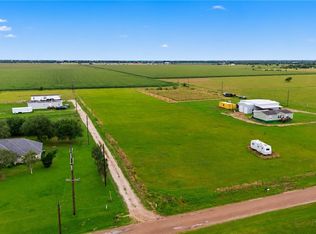 612 Wischkaemper Rd, Victoria, TX 77905
