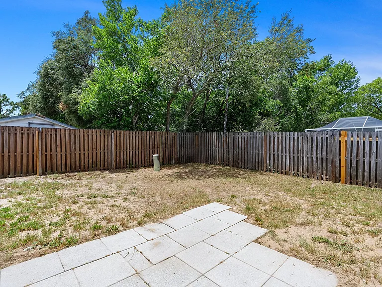 11366 Riddle Dr — Photo 42