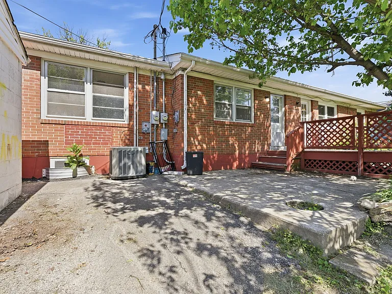2104 Jasmine Dr #A — Photo 22