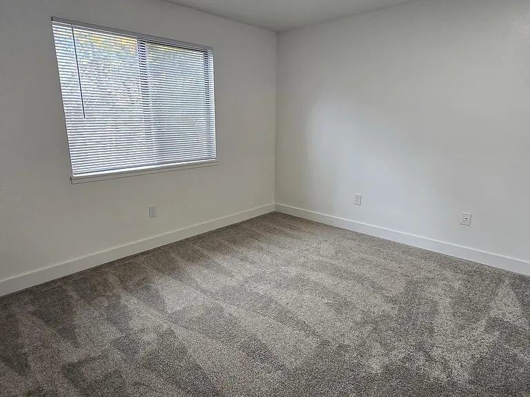 The Salish Place Apartments — Photo 24