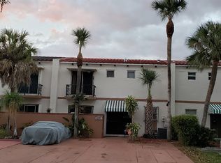 6929 Holly Rd, Miami Lakes, FL 33014