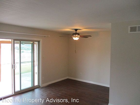 4th image of 8520 Parkbrook Ln