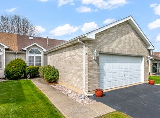 4301 River Glen Dr, Joliet, IL 60431