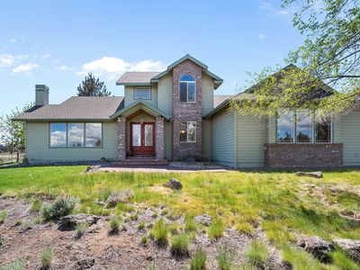 22075 White Peaks Dr, Bend, OR, 97702