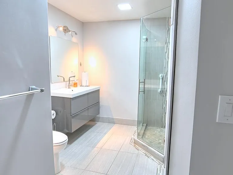 4304 Silas Hutchinson Dr — Photo 3