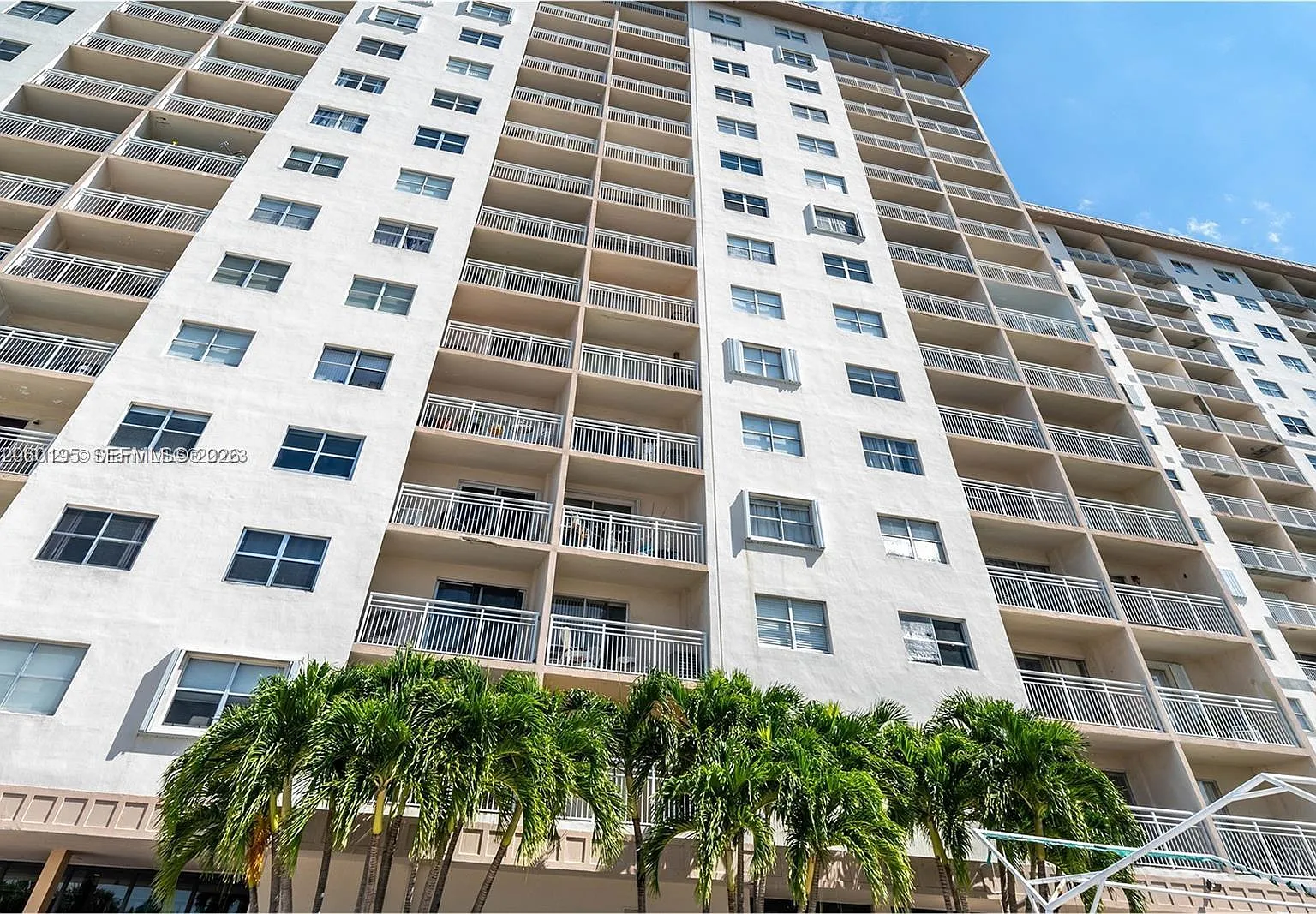 Coastal Towers Condo — Photo 1
