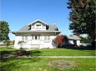401 2nd St, State Center, IA 50247