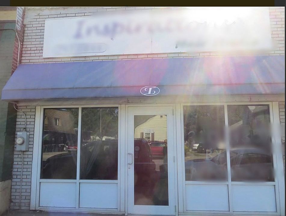 2nd image of 200 Oliver St