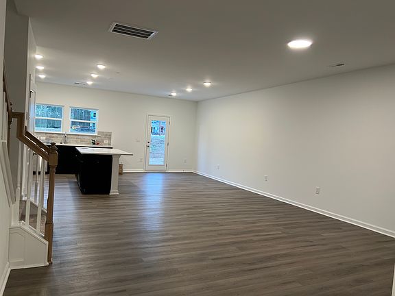 5th image of 4112 Bryson Dr