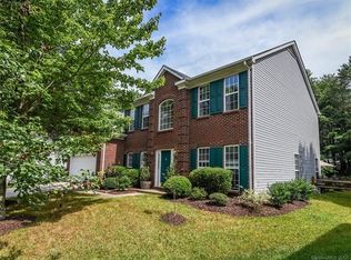 4003 Raven Rock Ct, Charlotte, NC 28270
