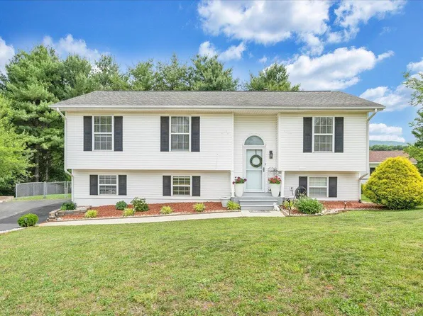 58 Gala Cir, Roanoke, VA 24019