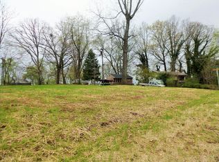 507 W Outer Dr, Oak Ridge, TN 37830