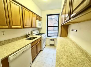 25-19 30th Dr #2I, Astoria, NY 11102