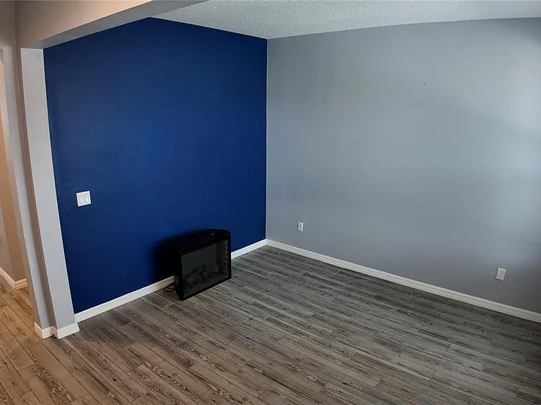 2436 Blowing Breeze Ave — Photo 7