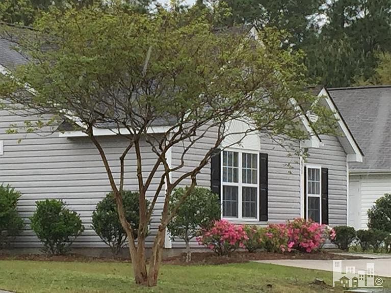 1st image of 471 Maple Branches Drive SE