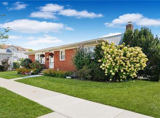 44 Finley Ave, Staten Island, NY 10306