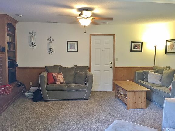 3rd image of 807 Glenwood Pl