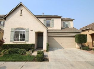 1924 N Tuscany Ln, Clovis, CA