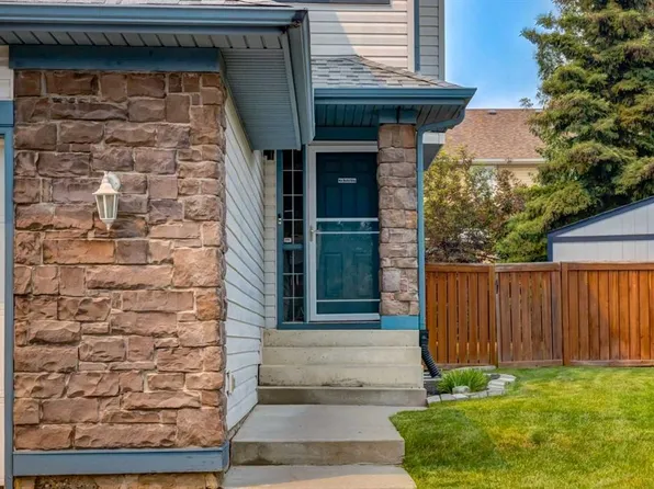 156 S Tuscany Meadows Close NW, Calgary, AB T3L 2M9
