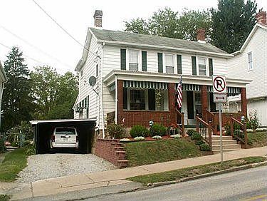 1st image of 123 Wayne St