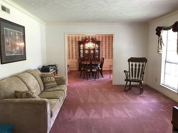 4th image of 2514 Wentworth Dr