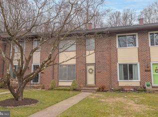 27 Strabane Ct, Parkville, MD 21234