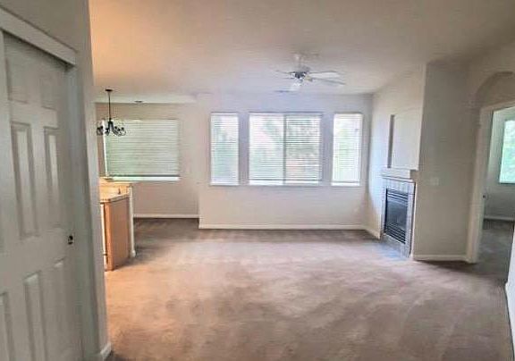 4th image of 6281 Ingleston Dr APT 421