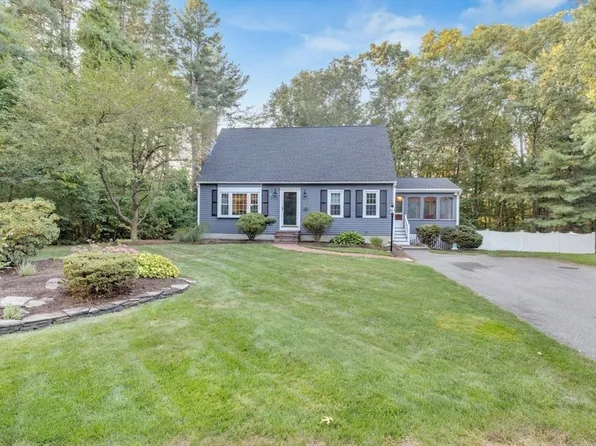 85 Misty Ln, Taunton, MA 02780
