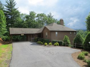 251 Deer Ridge Rd, Franklin, NC 28734