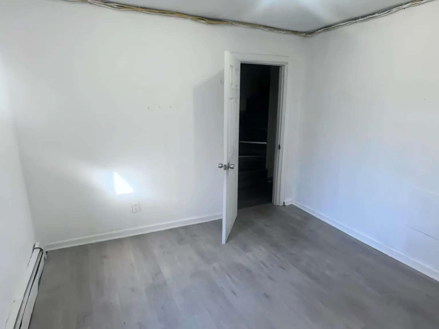 1 bed, 900 sqft, $750 — Photo 2