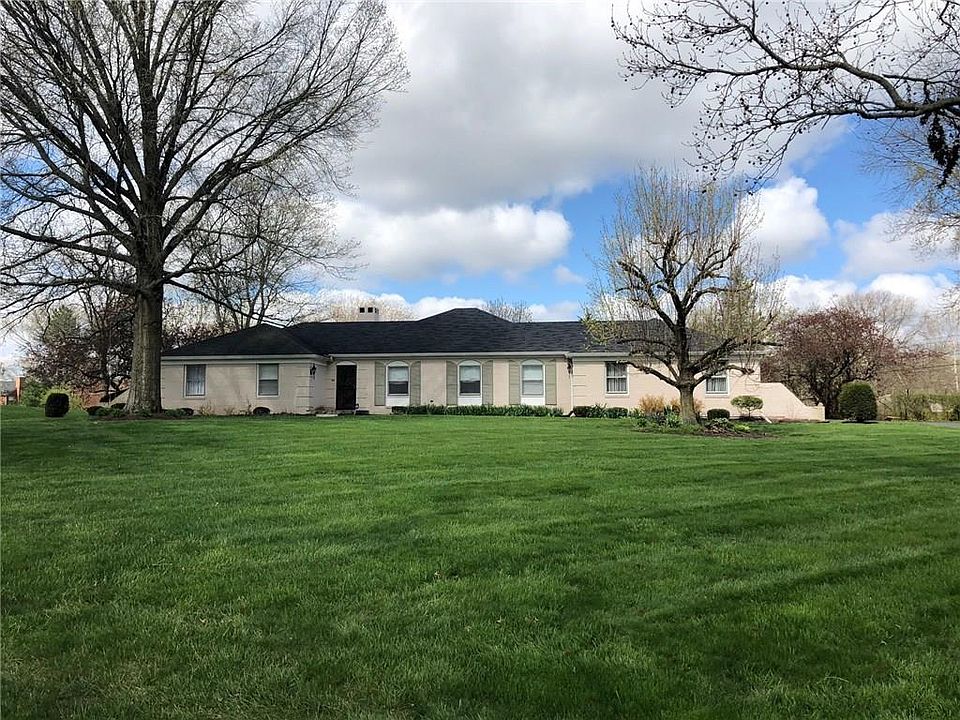 1st image of 437 Braeside North Dr