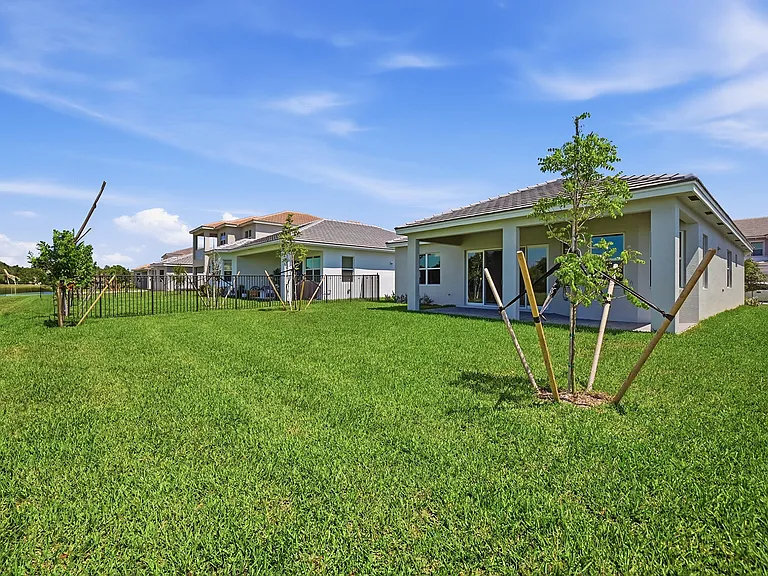 13955 Spruce Pine Dr — Photo 30