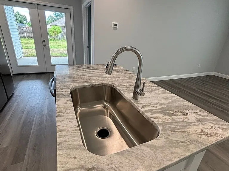 2940 Hall Ave — Photo 5