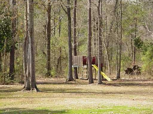 2nd image of 134 Tchefuncte Parc Dr