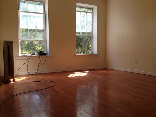 Rented by RBM Management | media 28