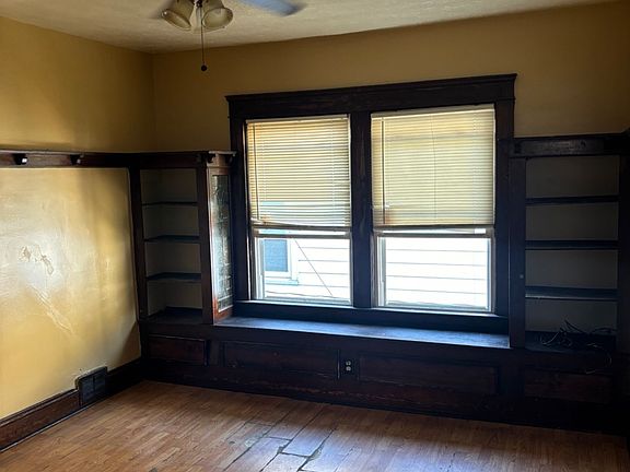 5th image of 11808 Saywell Ave