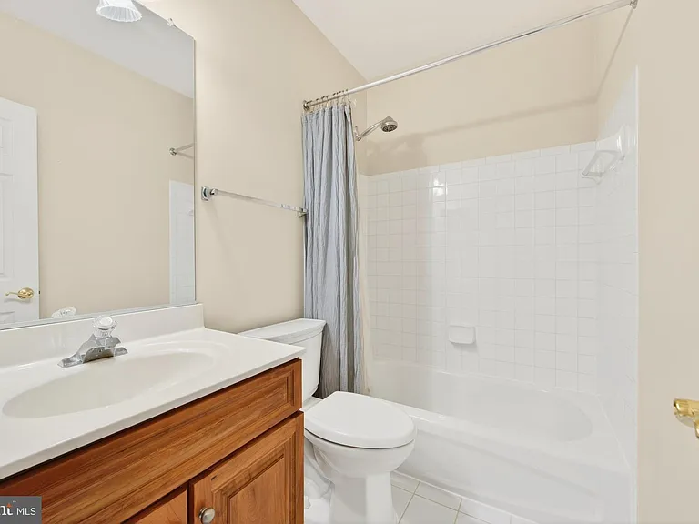 9860 Palace Green Way — Photo 47