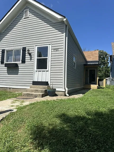 3 bed, 1240 sqft, $1,400 — Photo 1