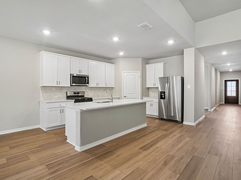 1st image of 2401 Grand Teton Dr