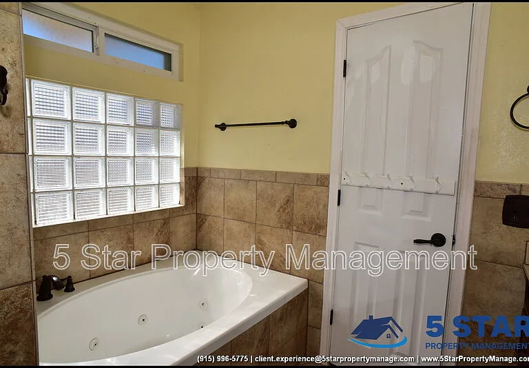 12636 Crystal Ridge St — Photo 29