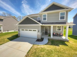 2091 Dabate Dr, Howell, MI 48843