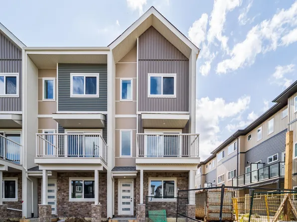 18110 28th Ave SW #6, Edmonton, AB T6W 5E4