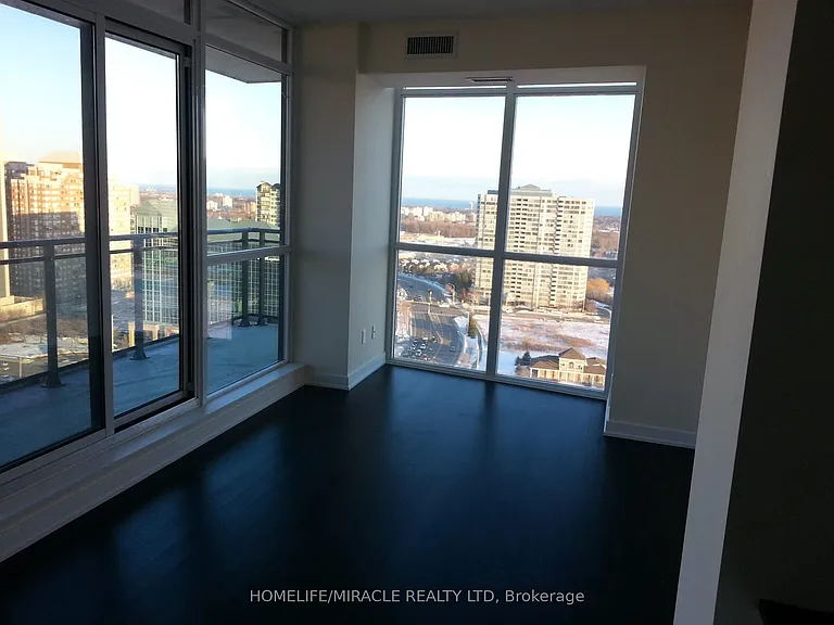 9 Mabelle Ave #2523 — Photo 5