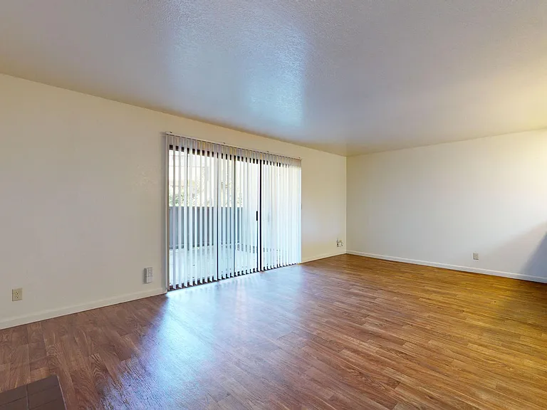 Pointe at Harden Ranch — Photo 33