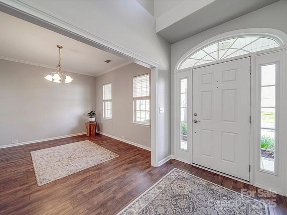 4th image of 5832 Kirkwynd Commons Dr