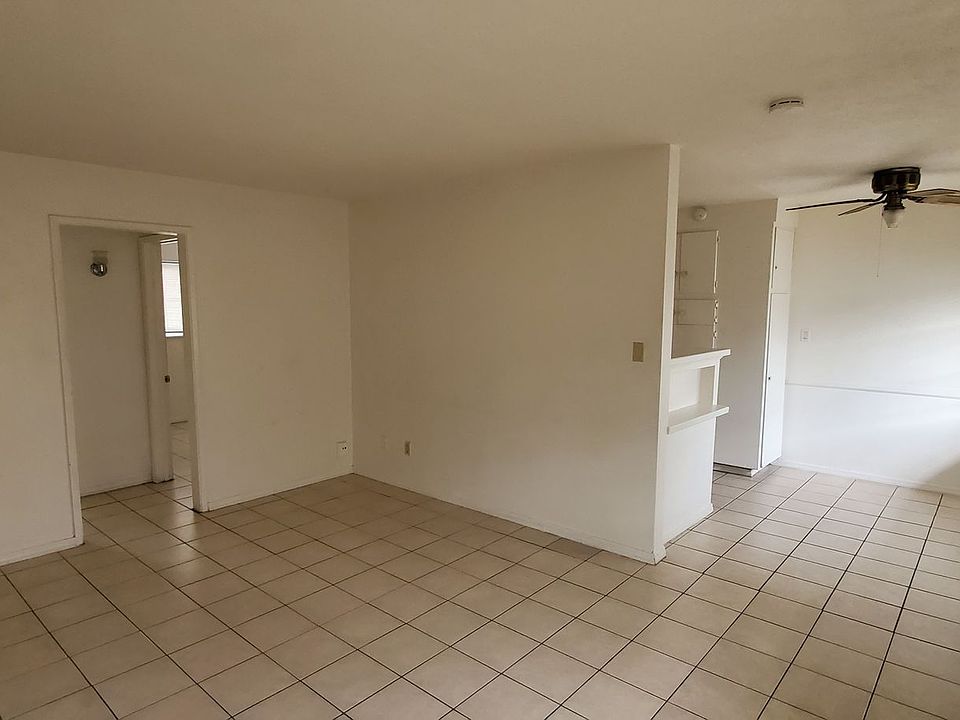 1st image of 4370 51st St APT 6